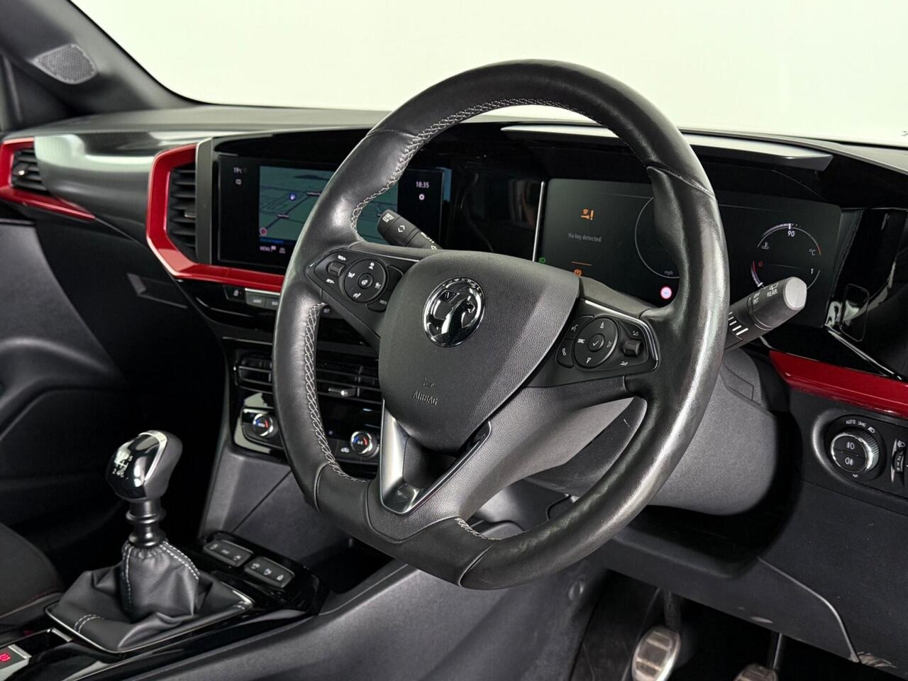 Vauxhall Mokka thumbnail Steering Wheel