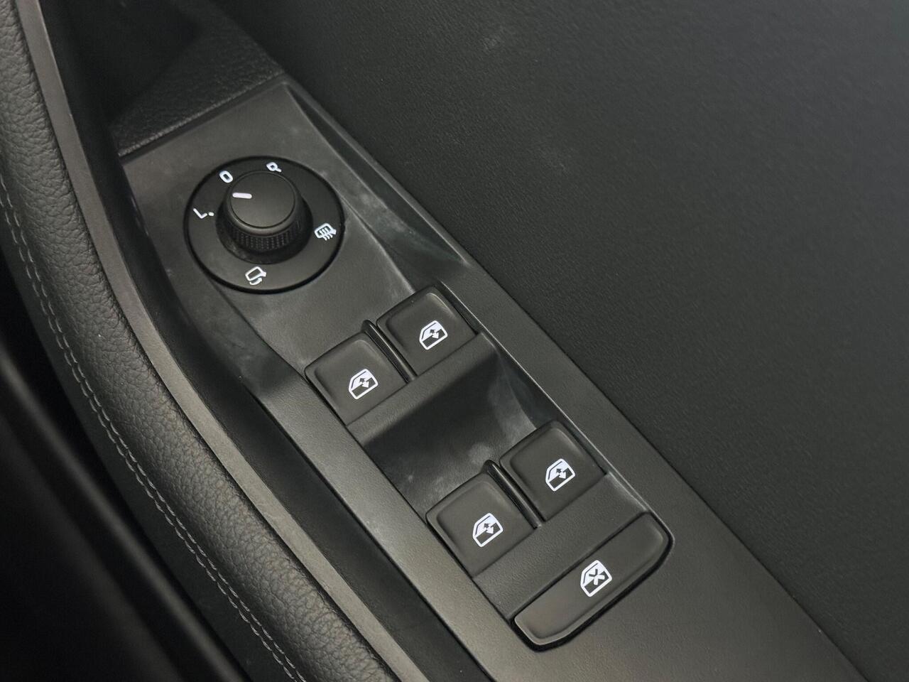 Skoda Superb thumbnail Misc Controls