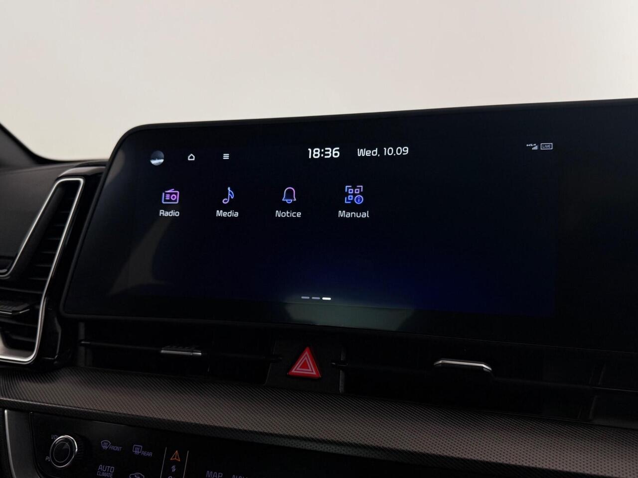 Kia Sportage thumbnail Infotainment System