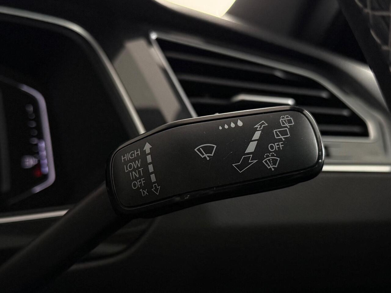 Volkswagen Tiguan thumbnail Misc Controls