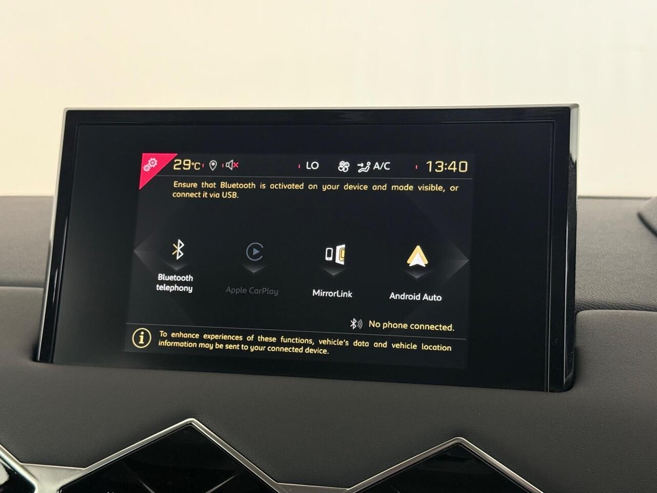 DS AUTOMOBILES DS 3 CROSSBACK thumbnail Infotainment System