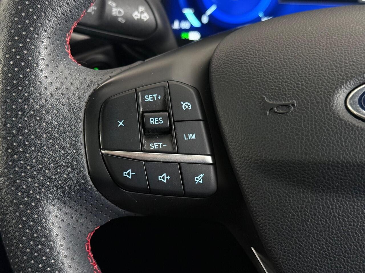 Ford Kuga thumbnail Misc Controls