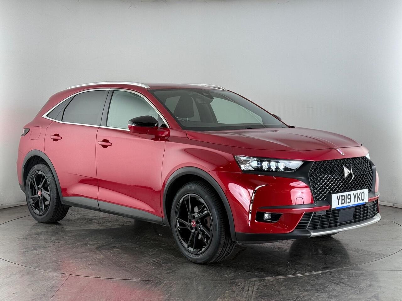 DS AUTOMOBILES DS 7 CROSSBACK thumbnail Front Right