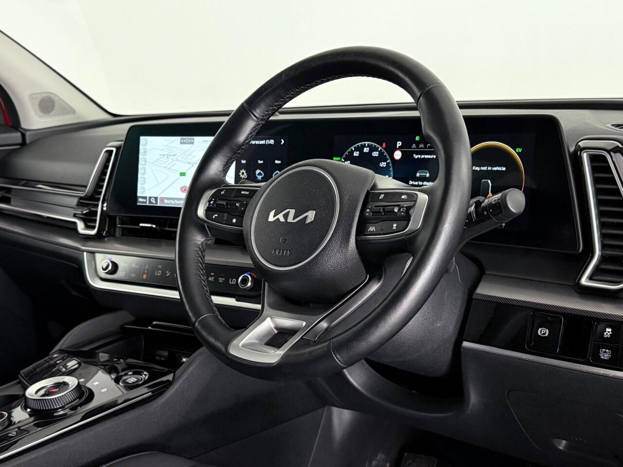 Kia Sportage thumbnail Steering Wheel