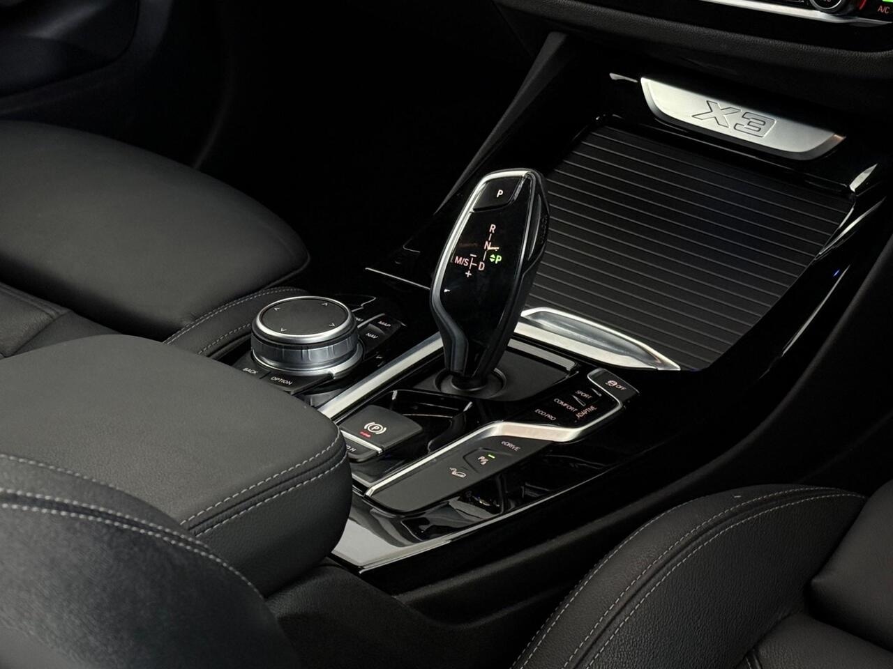 BMW X3 thumbnail Interior Front