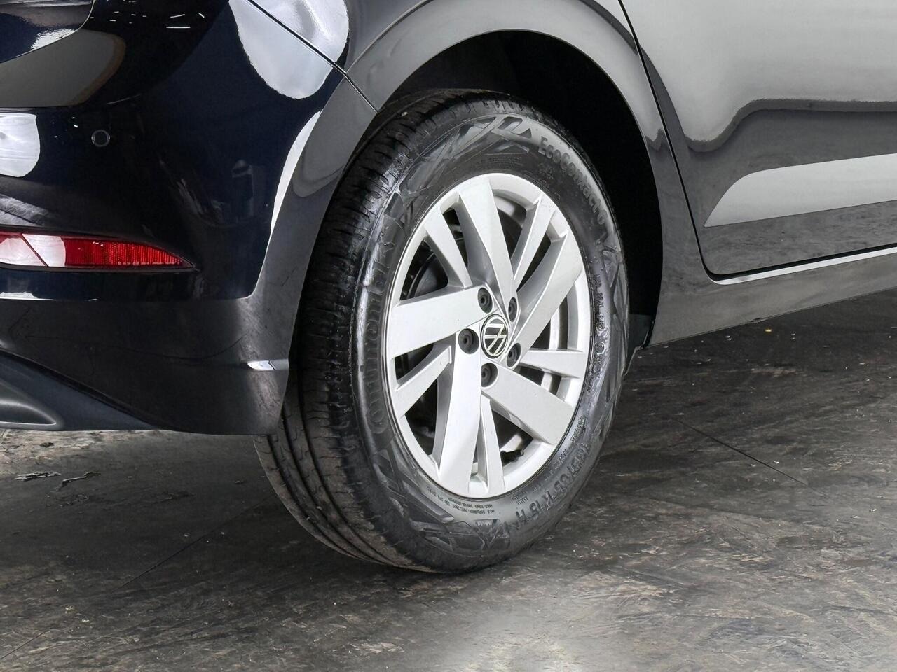 Volkswagen Polo thumbnail Wheel