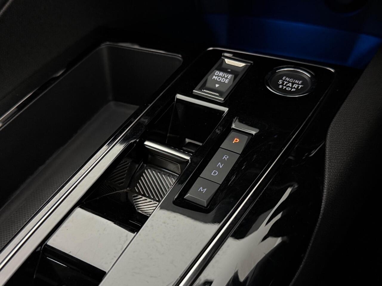 Peugeot 3008 thumbnail Misc Controls