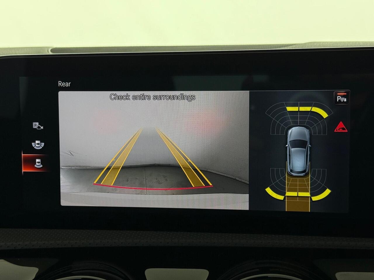 Mercedes-Benz A Class thumbnail Infotainment System