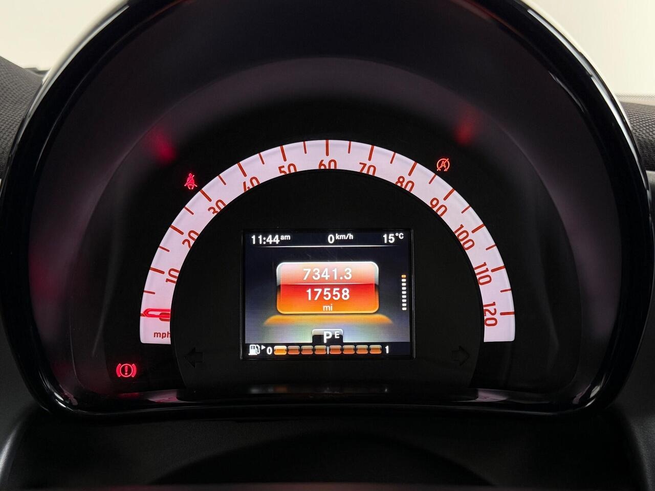 Smart fortwo thumbnail Driver Instruments