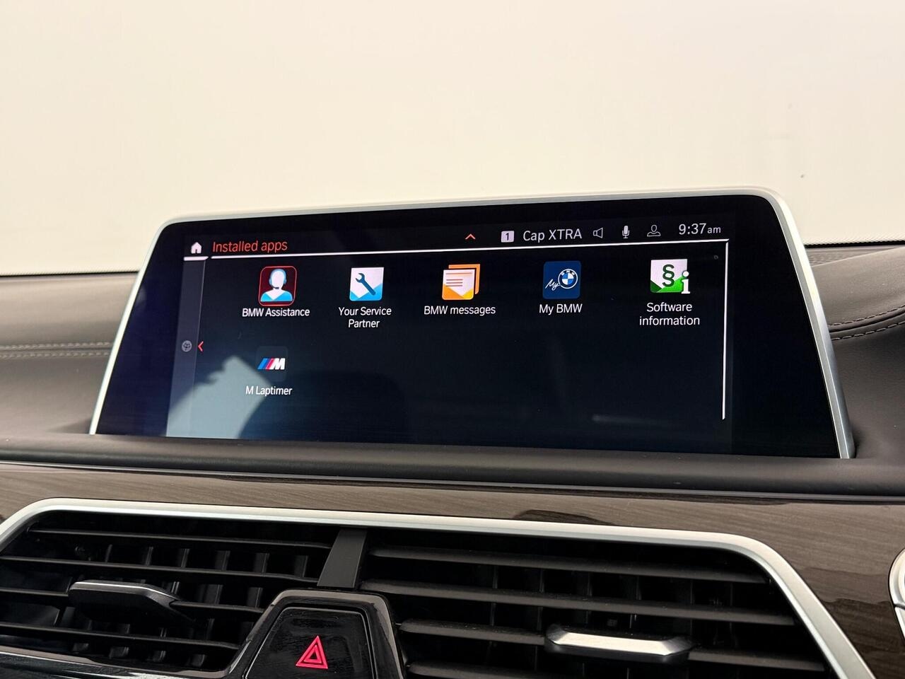 BMW 7 Series thumbnail Infotainment System