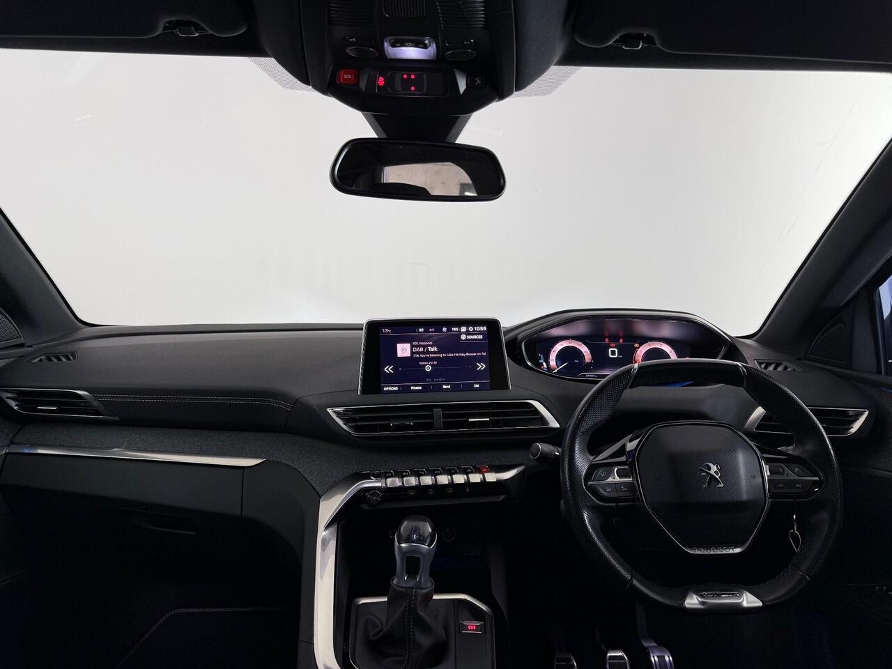 Peugeot 3008 thumbnail Interior Front