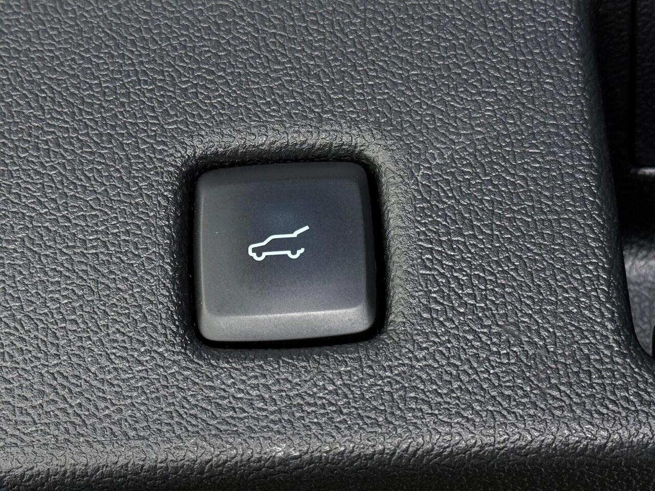 Ford Kuga thumbnail Misc Controls