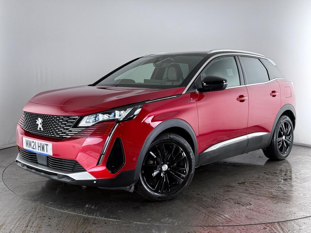 Peugeot 3008 thumbnail Front Left