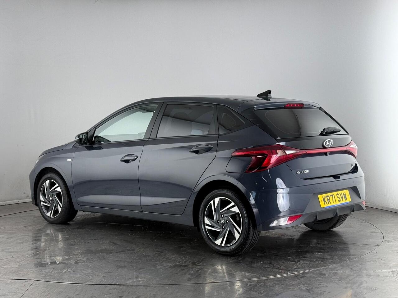 Hyundai i20 thumbnail Rear Left