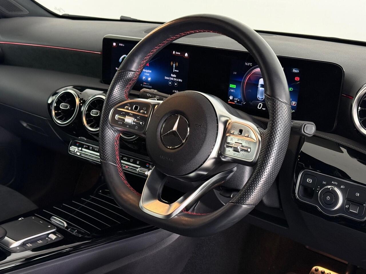 Mercedes-Benz A Class thumbnail Steering Wheel