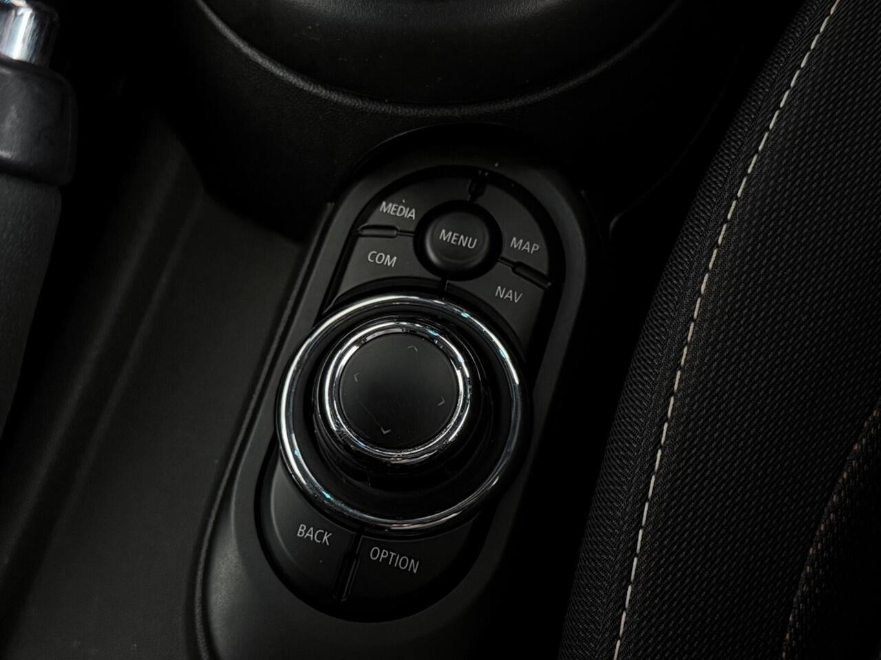 MINI Convertible thumbnail Misc Controls