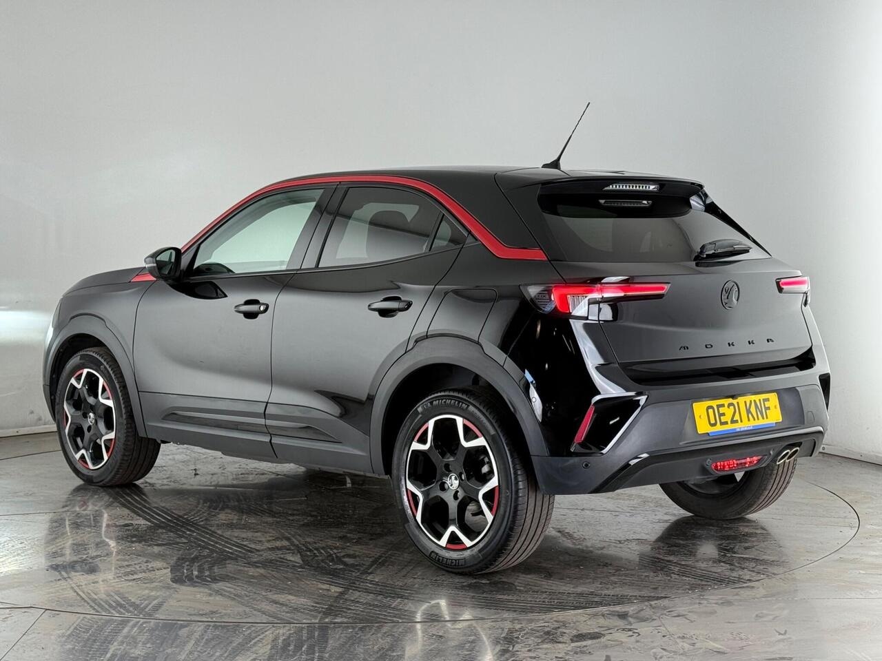 Vauxhall Mokka thumbnail Rear Left