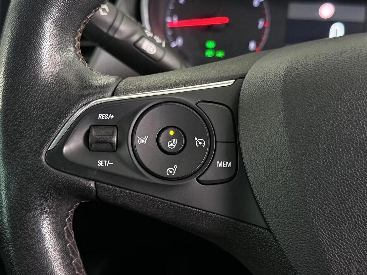 Vauxhall Crossland thumbnail Misc Controls