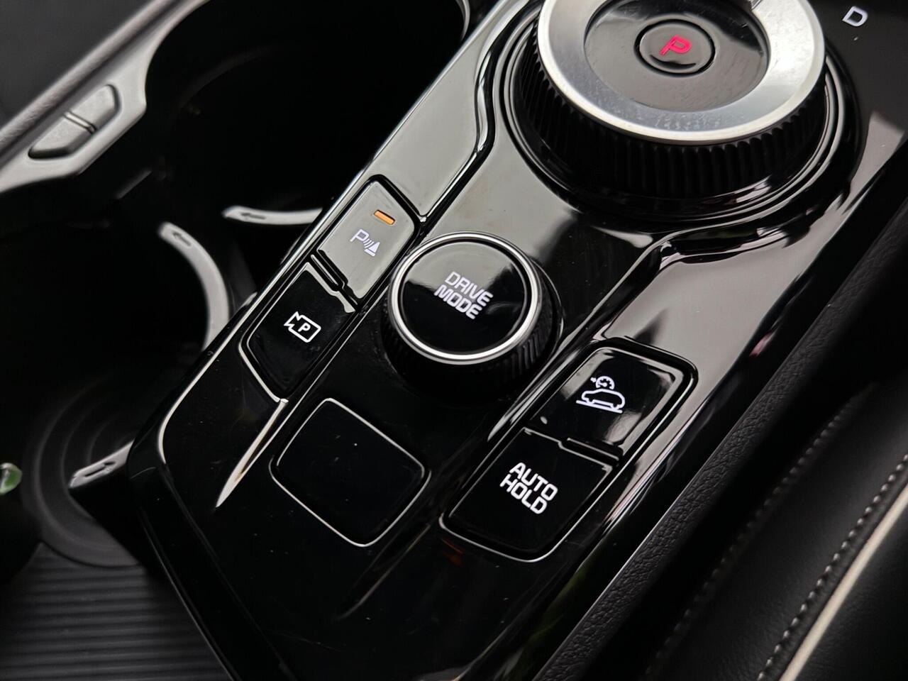 Kia Sportage thumbnail Misc Controls