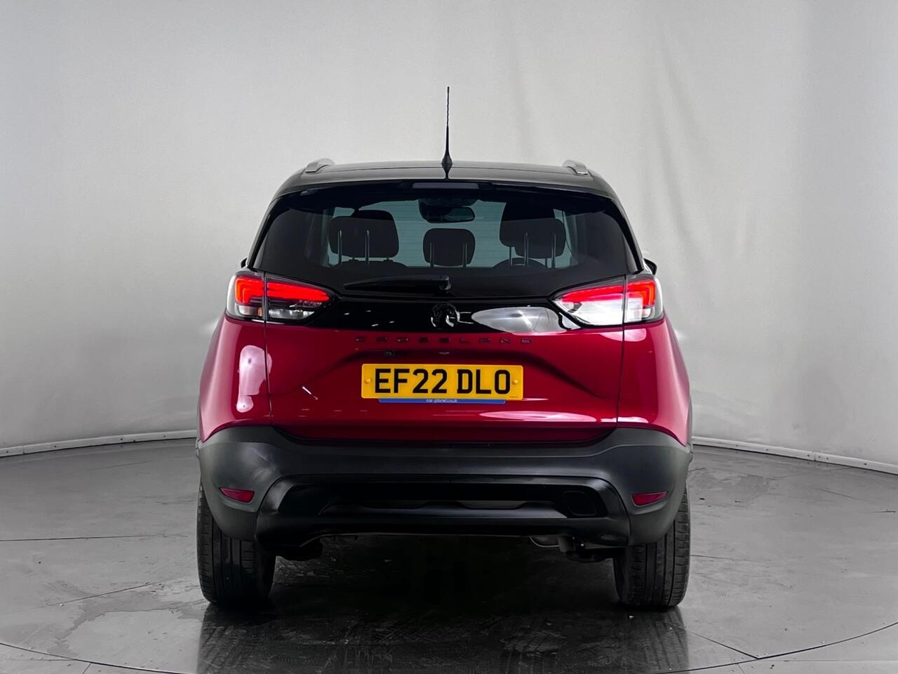 Vauxhall Crossland thumbnail Rear