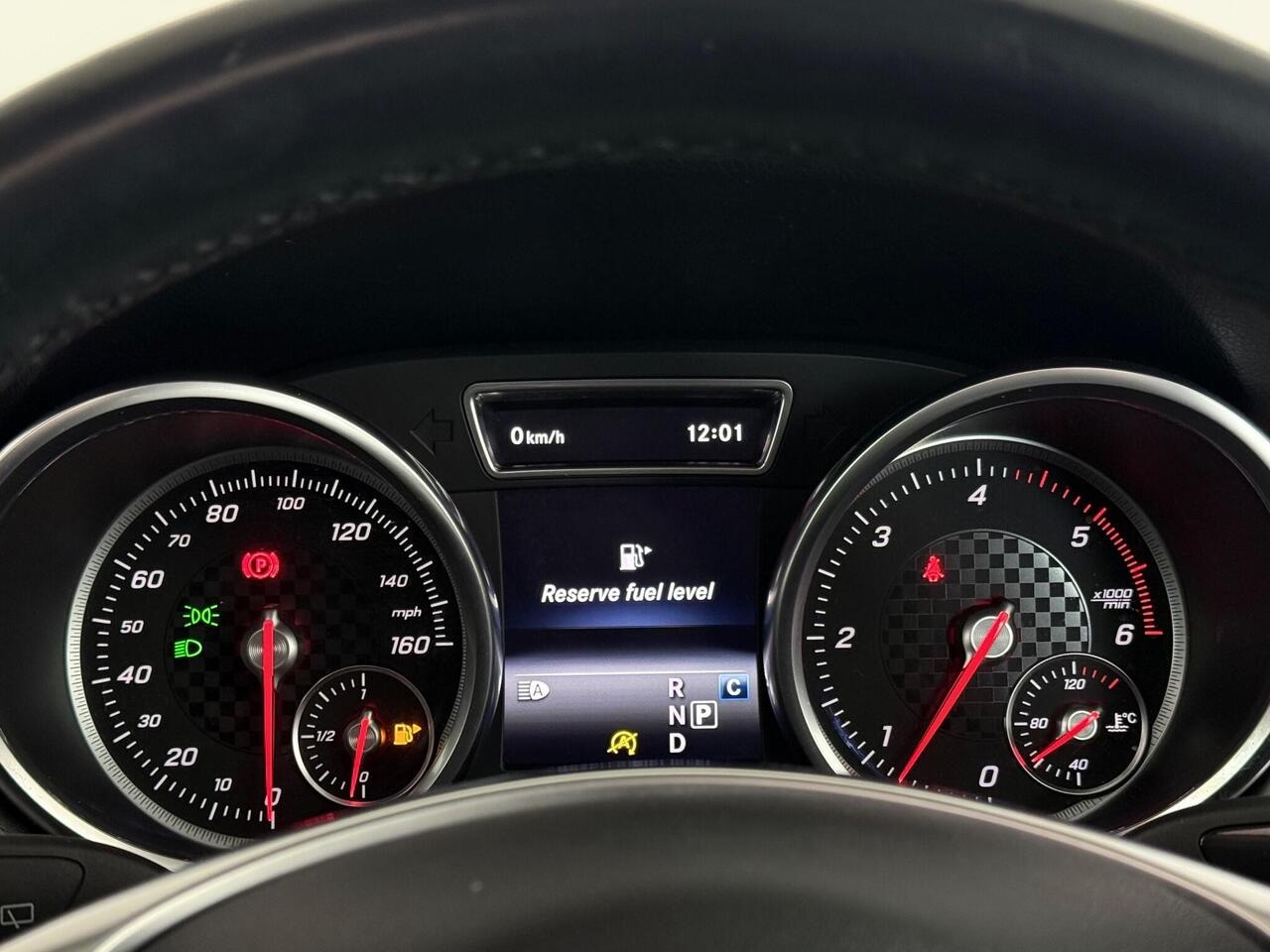 Mercedes-Benz GLE thumbnail Driver Instruments