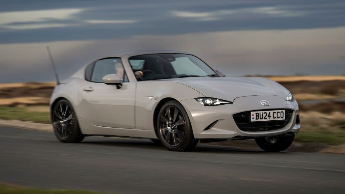 Mazda MX-5 White mazda-mx-5-white