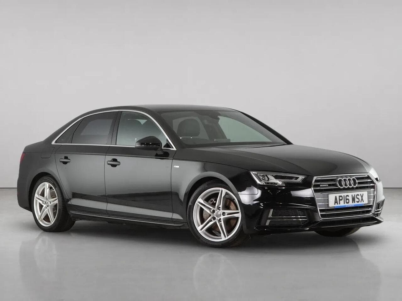 Audi A4 - Audi A4 2.0 TDI S line Saloon 4dr Diesel S Tronic quattro Euro 6 (s/s) (190 ps)