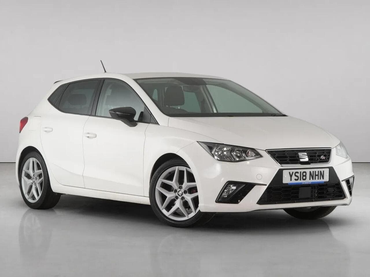 SEAT Ibiza - SEAT Ibiza 1.0 TSI FR Hatchback 5dr Petrol Manual Euro 6 (s/s) (95 ps)