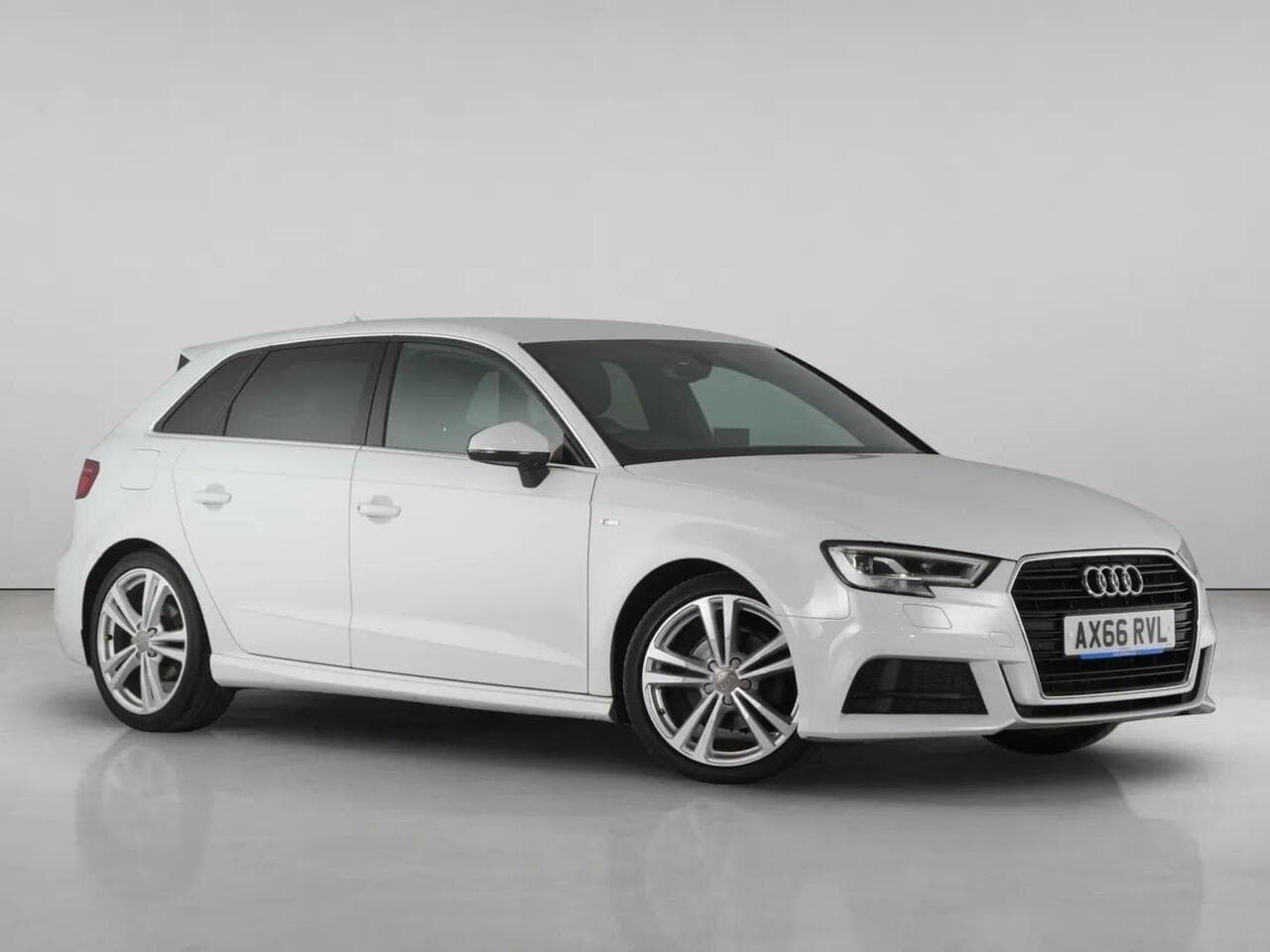 Audi A3 - Audi A3 2.0 TDI S line Sportback 5dr Diesel S Tronic Auto 6Spd Euro 6 (s/s) (150 ps)