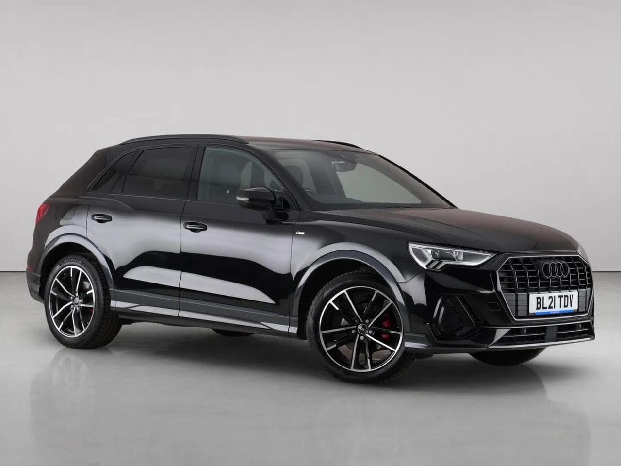 Audi Q3 - Audi Q3 1.5 TFSI CoD 35 Black Edition S Tronic Euro 6 (s/s) 5dr