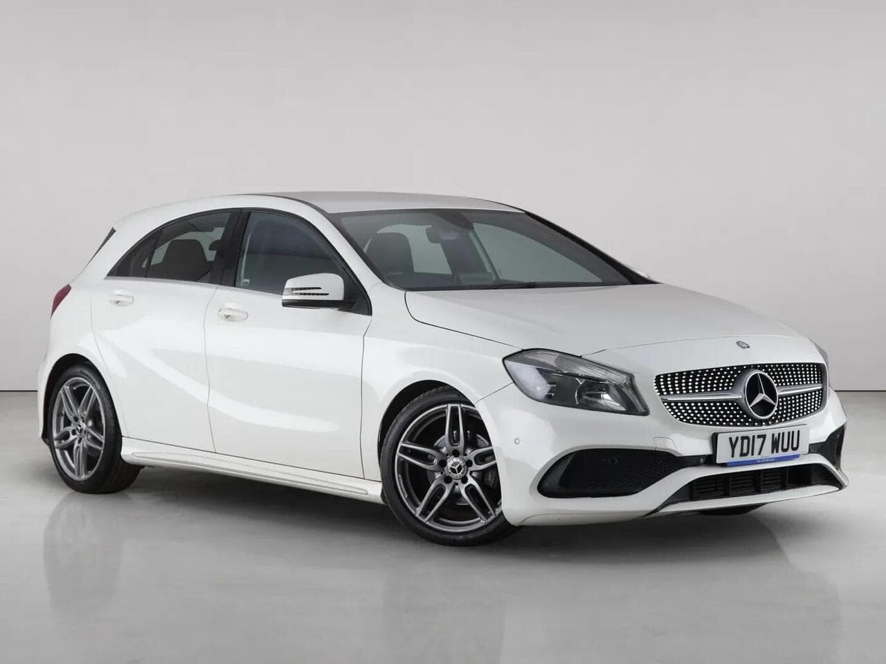 Mercedes-Benz A Class - Mercedes-Benz A Class 1.6 A160 AMG Line (Executive) Euro 6 (s/s) 5dr
