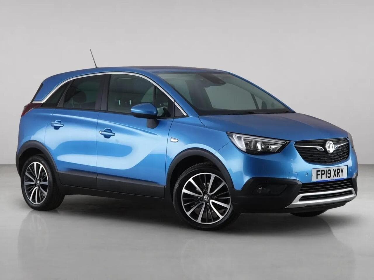 Vauxhall Crossland X - Vauxhall Crossland X 1.2 Turbo Elite Nav Auto Euro 6 (s/s) 5dr