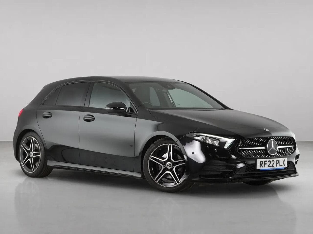 Mercedes-Benz A Class - Mercedes-Benz A Class 1.3 A200 AMG Line (Executive) Hatchback 5dr Petrol 7G-DCT Euro 6 (s/s) (163 ps)