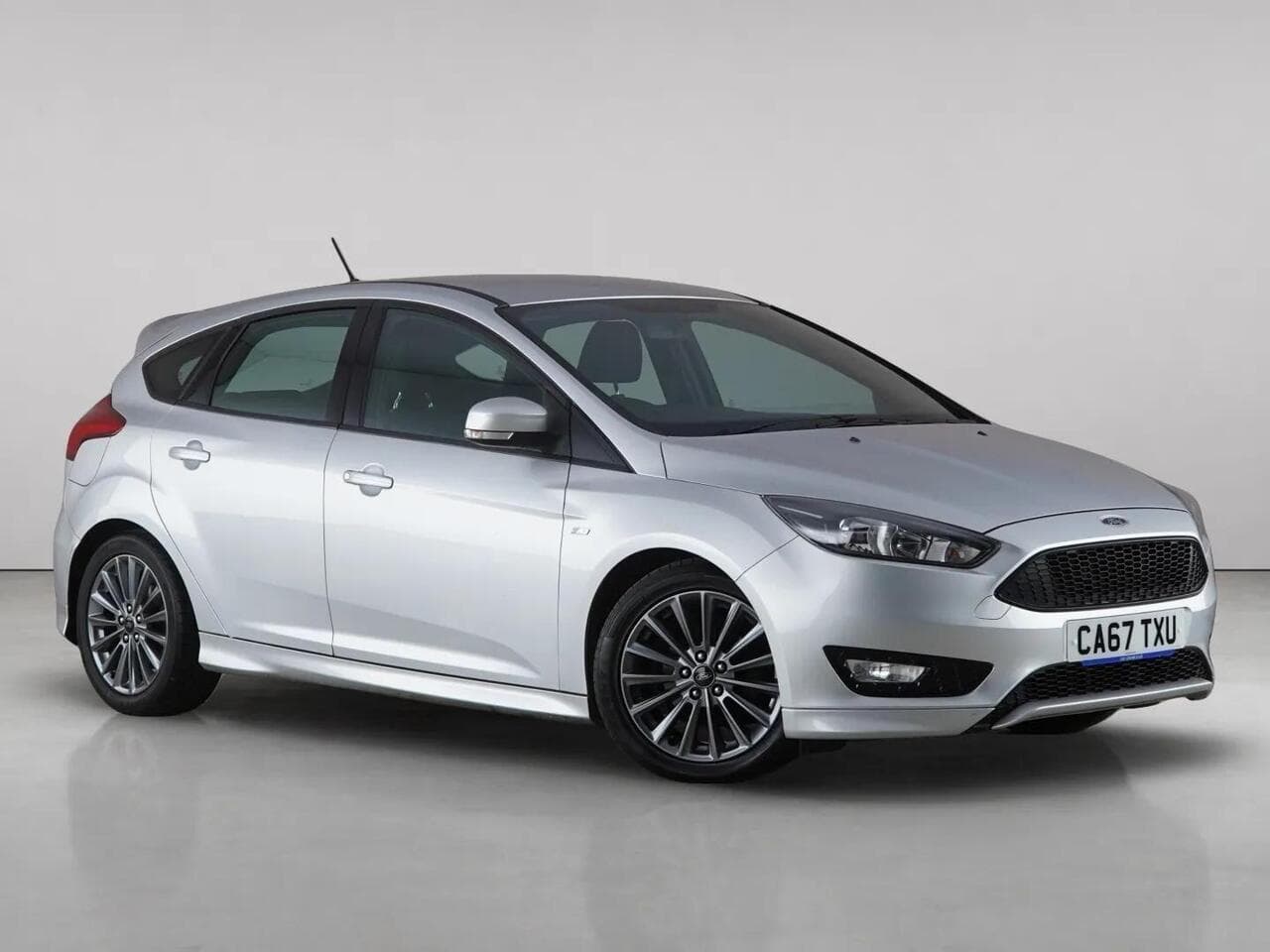 Ford Focus - Ford Focus 1.0T EcoBoost ST-Line Euro 6 (s/s) 5dr