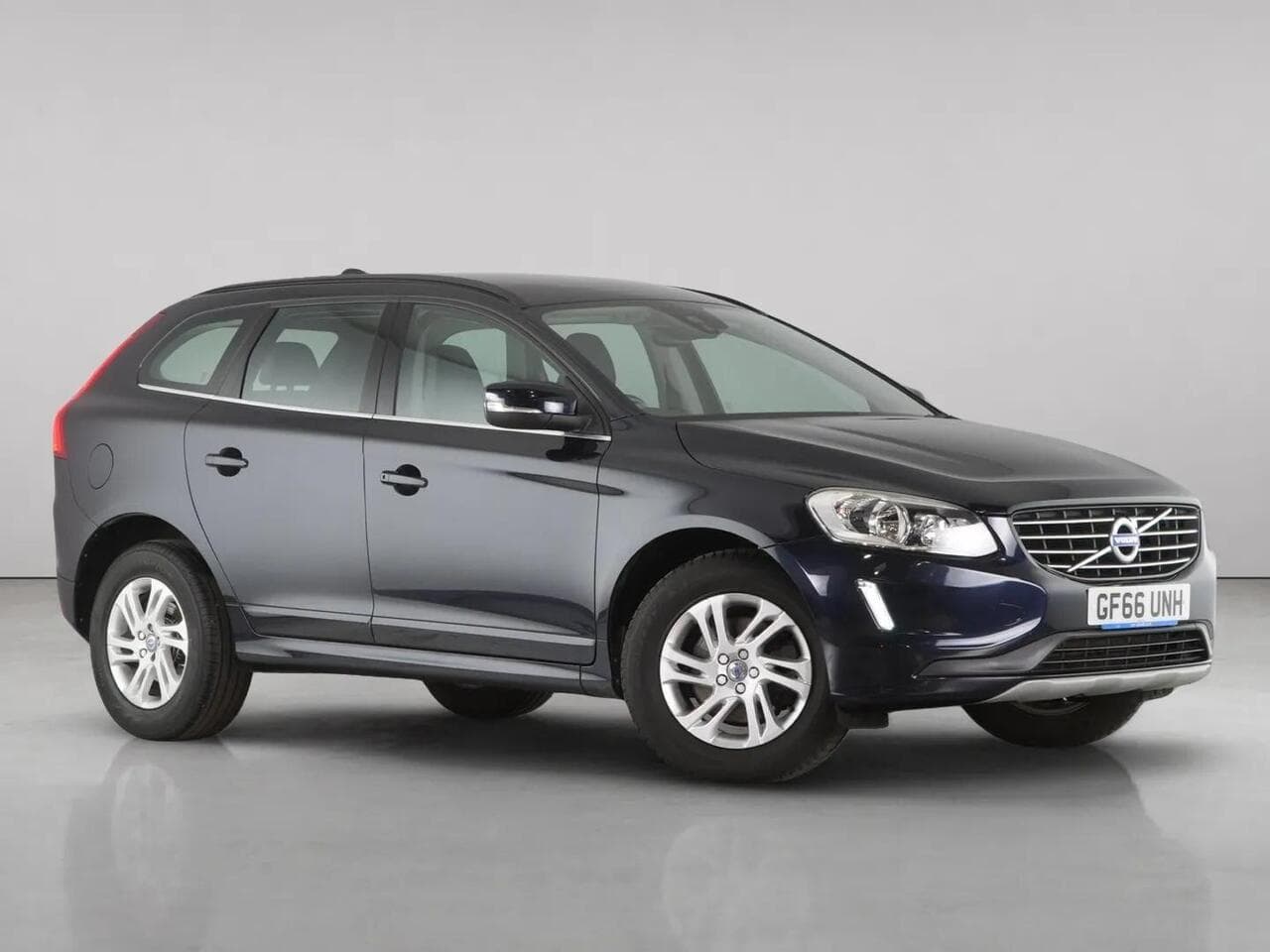 Volvo XC60 - Volvo XC60 2.4 D4 SE Nav SUV 5dr Diesel Manual AWD Euro 6 (s/s) (190 ps)