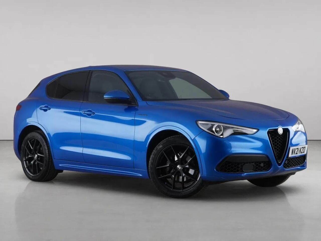 Alfa Romeo Stelvio - Alfa Romeo Stelvio 2.0T Veloce Auto Q4 AWD Euro 6 (s/s) 5dr