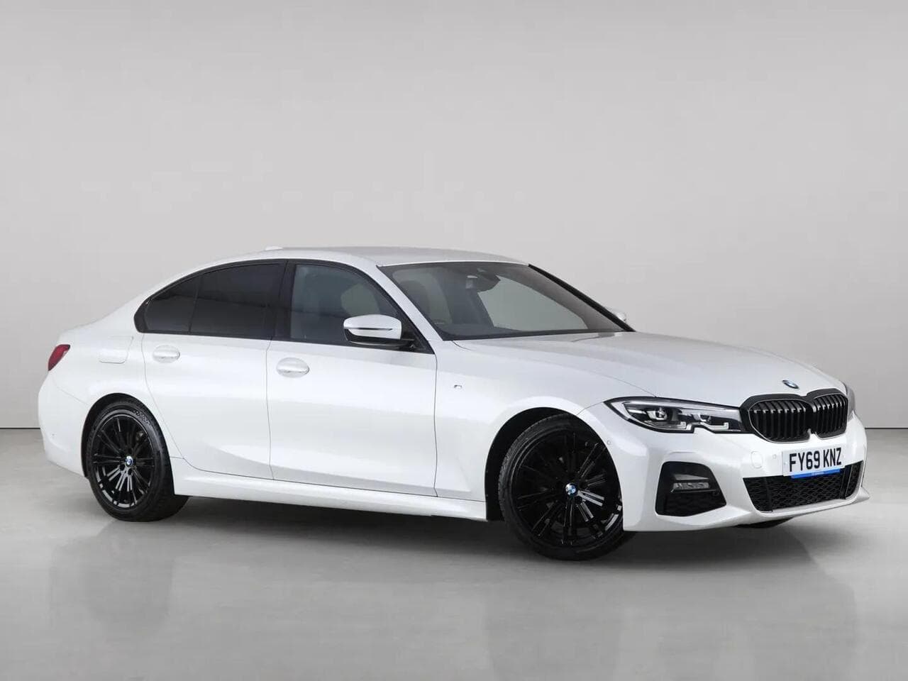 BMW 3 Series - BMW 3 Series 2.0 320i M Sport Auto Euro 6 (s/s) 4dr